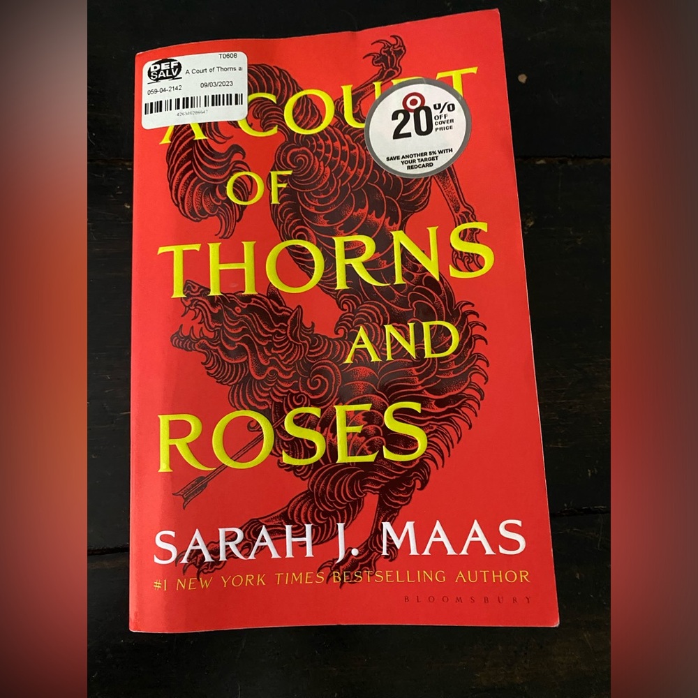 Book- A Court of Roses and Thorns